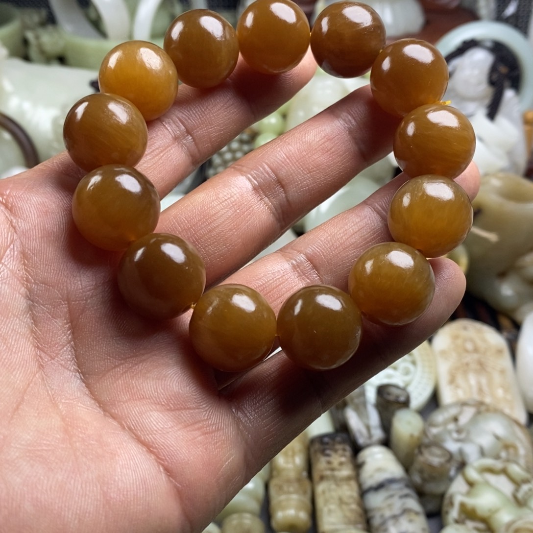 和田玉（糖玉）未镶嵌颈饰