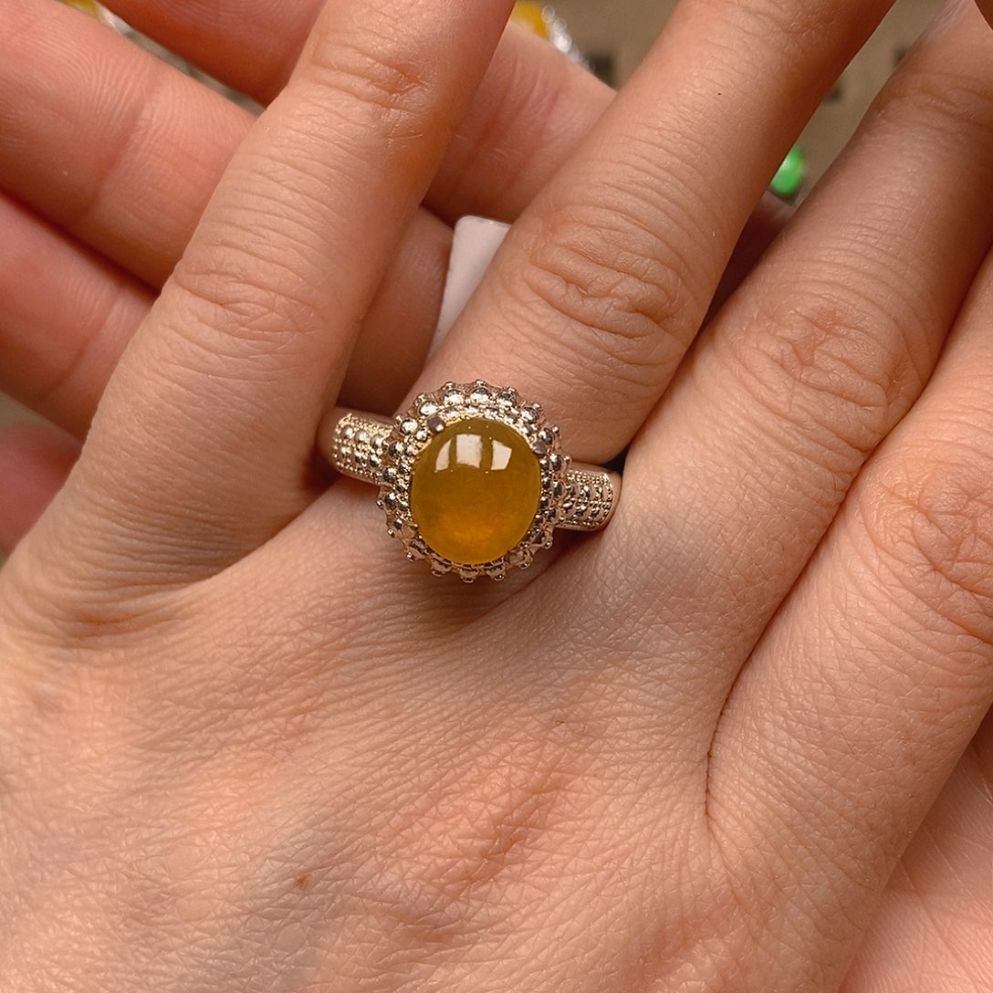 翡翠戒指未镶嵌翡翠蛋面