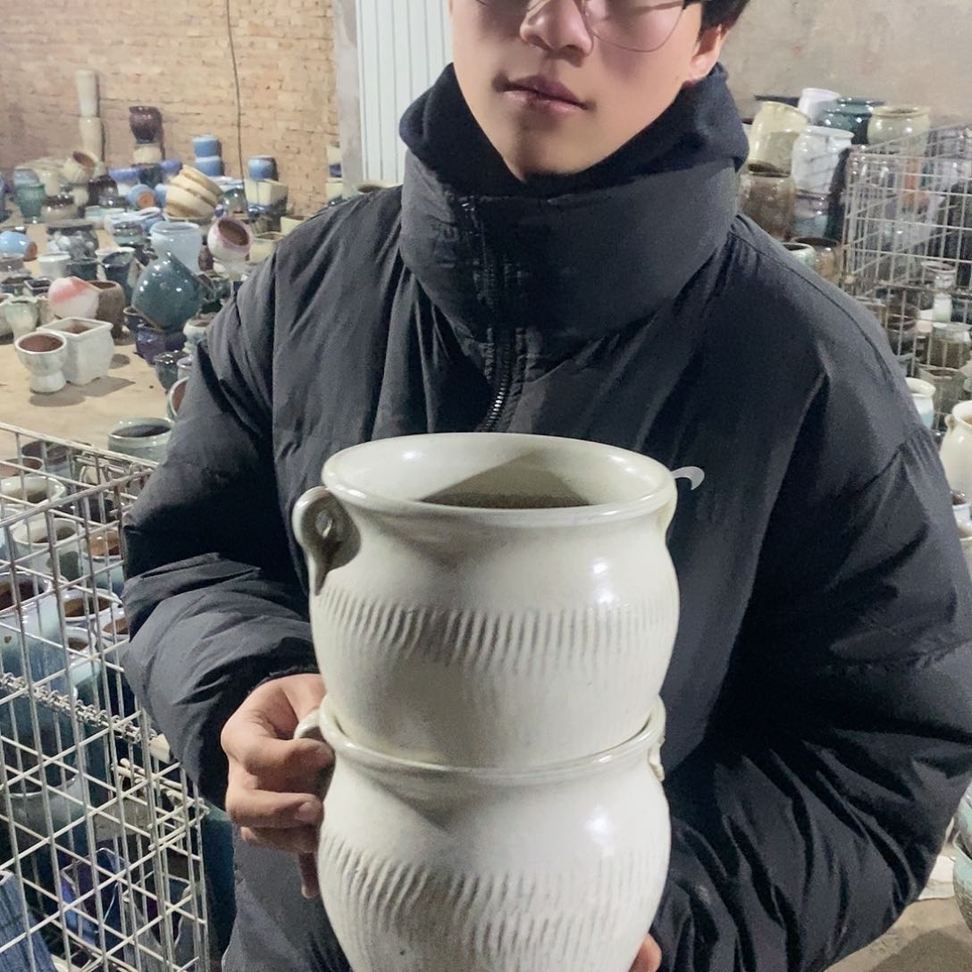 紫砂花盆瑕疵18/18g h h c c g