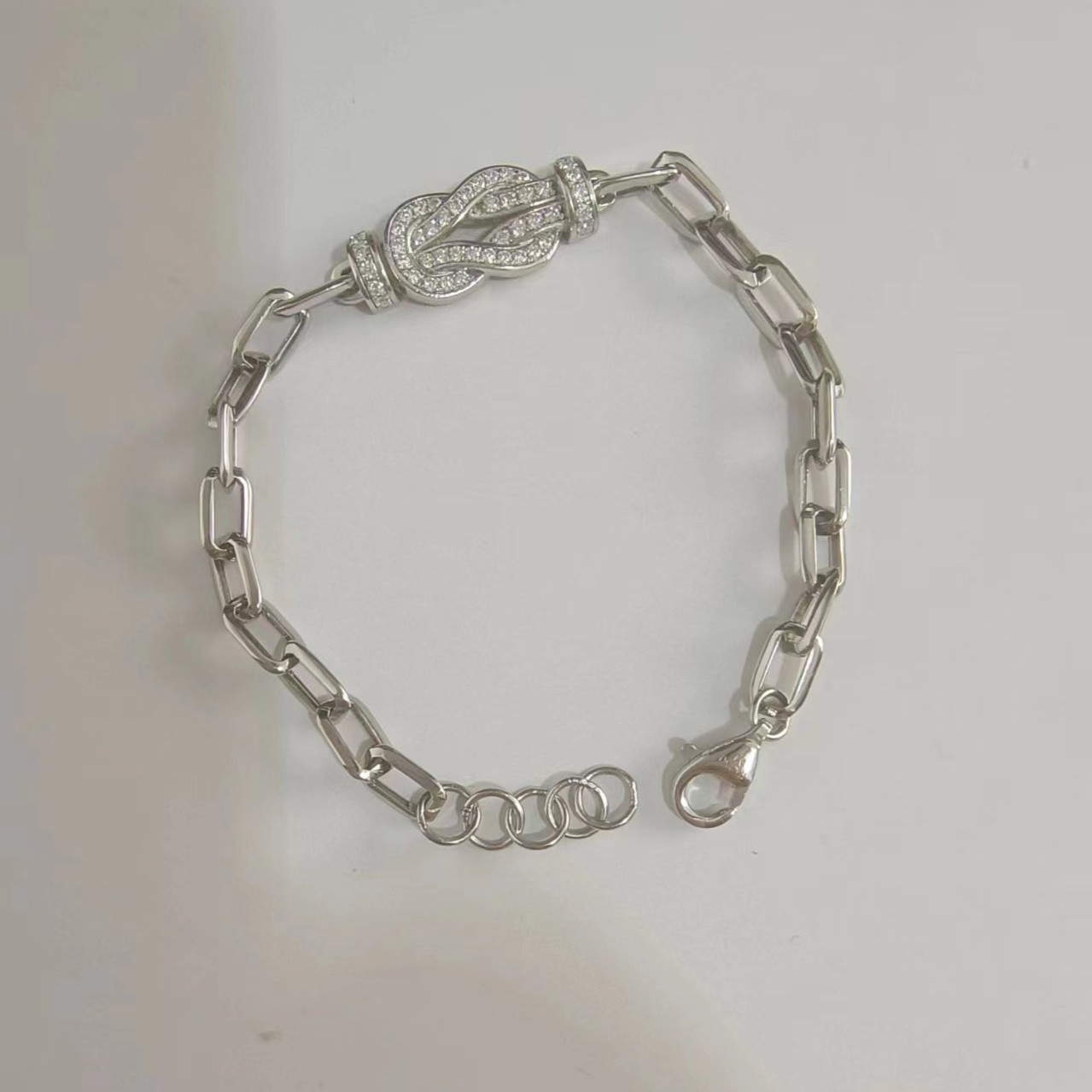 铂金PT950镶嵌满钻莫桑马蹄手链男女款时尚经典简约百搭气质