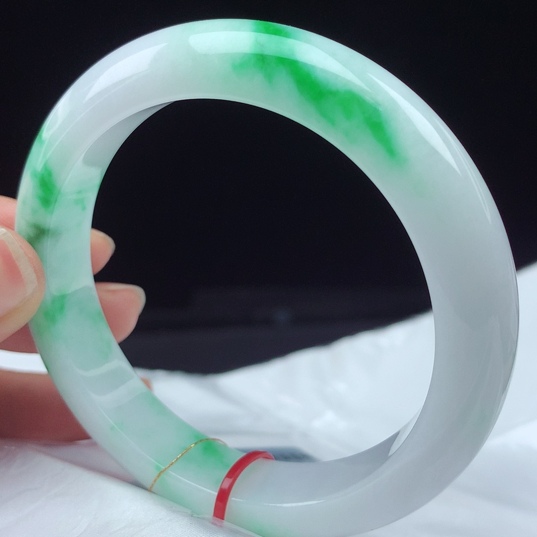 未镶嵌手镯翡翠苹***?58圈4946