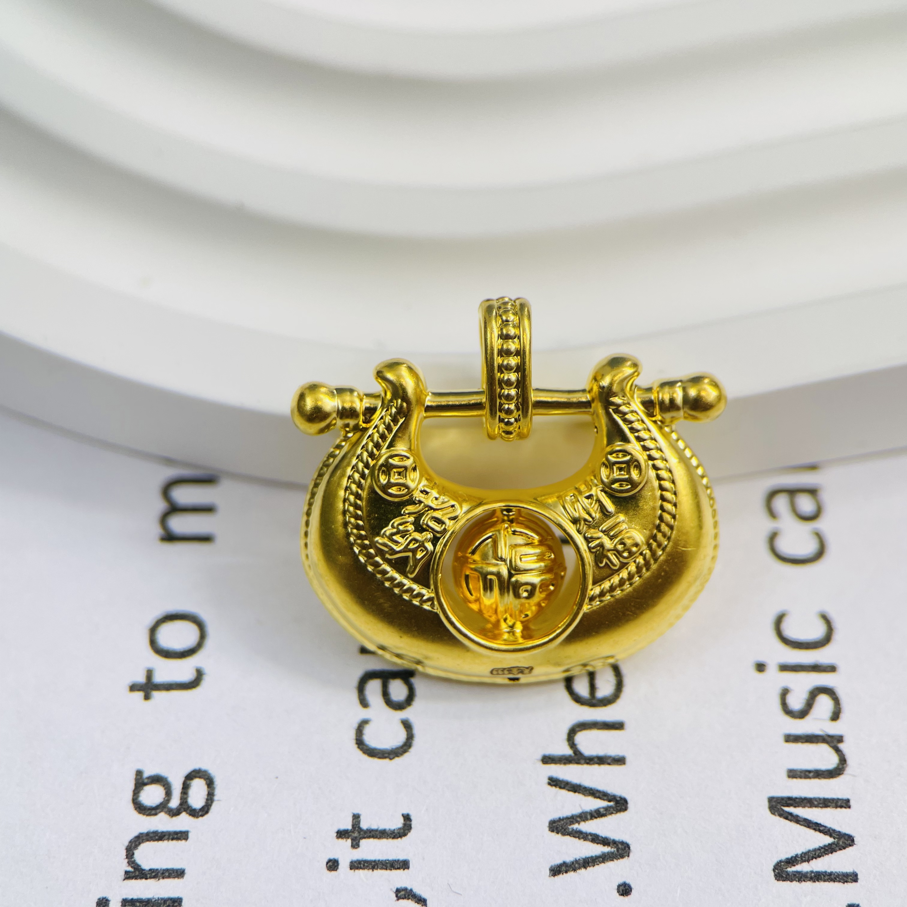 足金999招财纳福锁包黄金首饰配件DP3127-01460