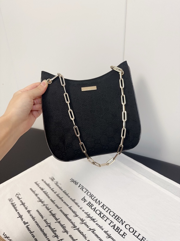 95新 GUCCI/古驰 重工链条mini托特单肩腋下包001