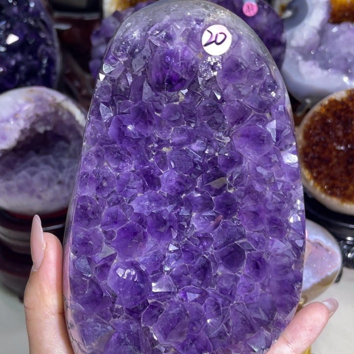 水晶大型摆件（非配饰）未镶嵌