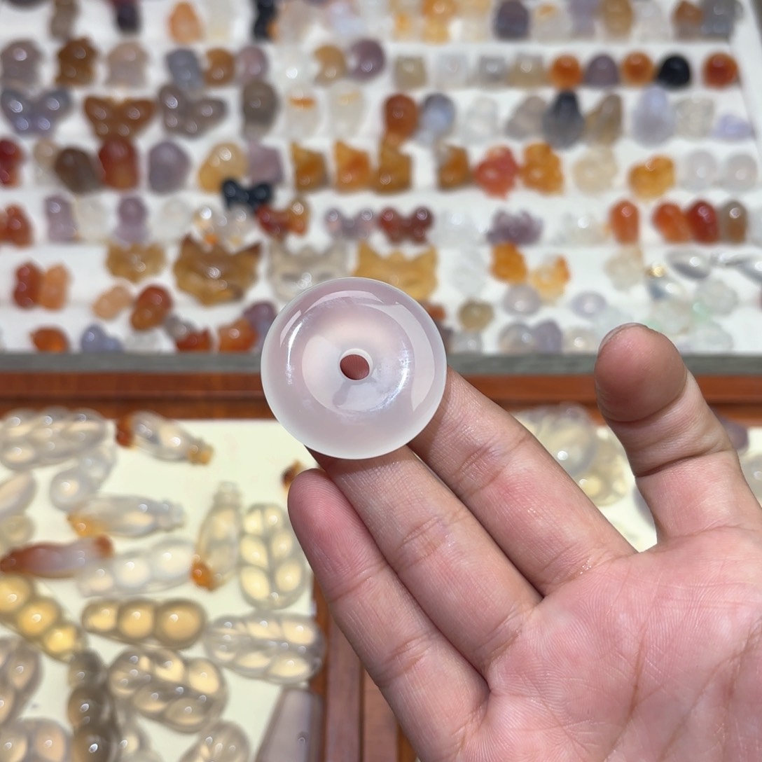 玛瑙/玉髓颈饰未镶嵌梧*丶