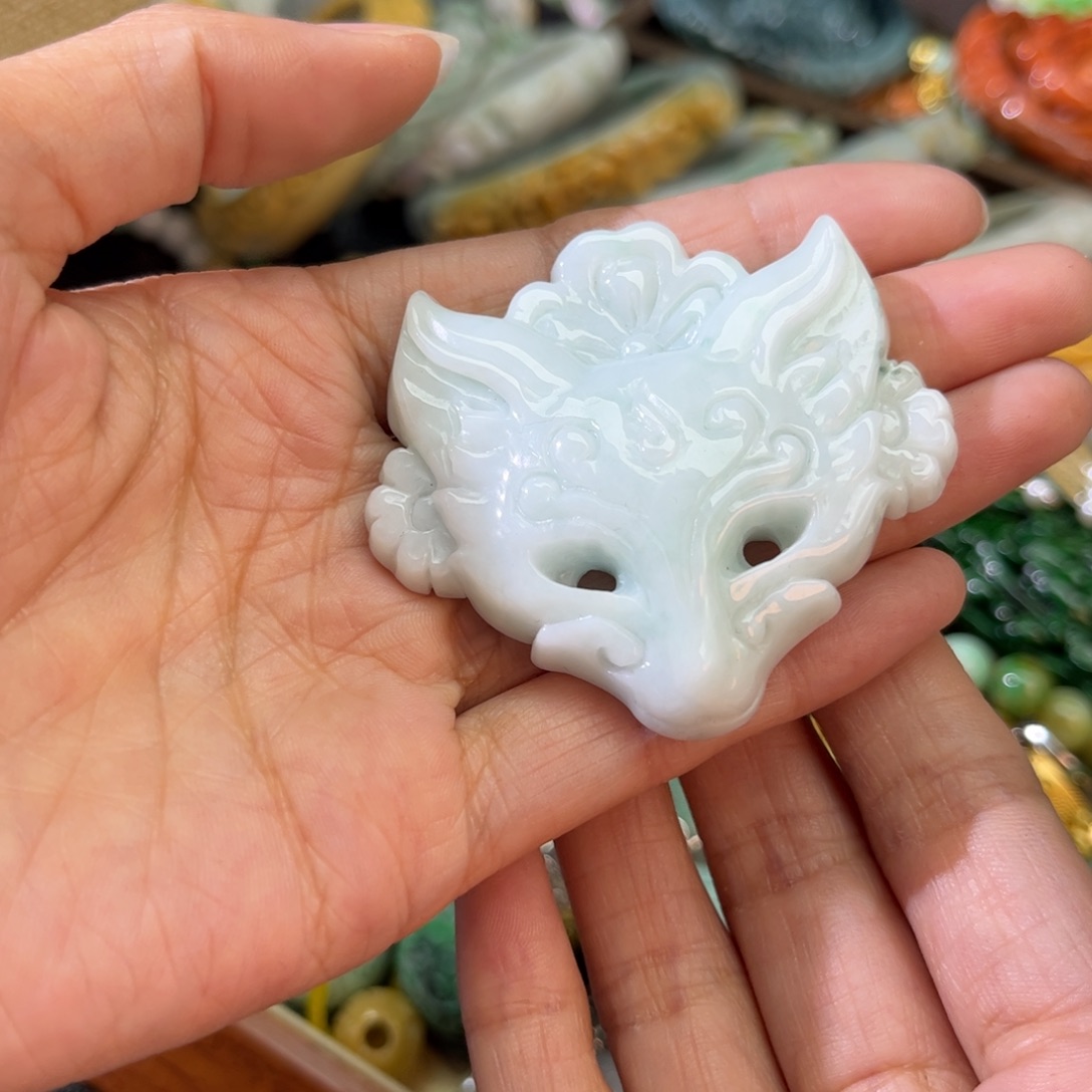 翡翠颈饰未镶嵌待编款