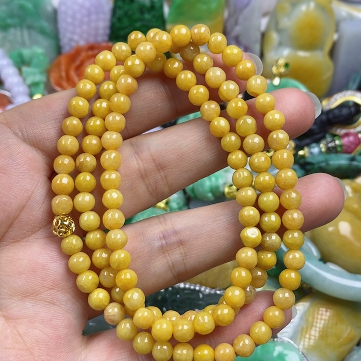 翡翠吊坠(赠链)未镶嵌