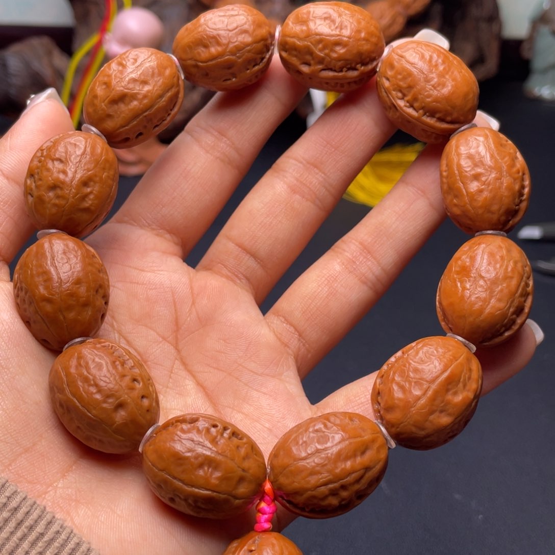 文玩核桃吊坠光面大枣