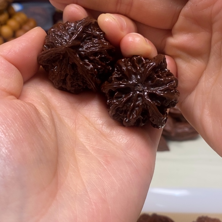 吊坠文玩核桃三棱盘山