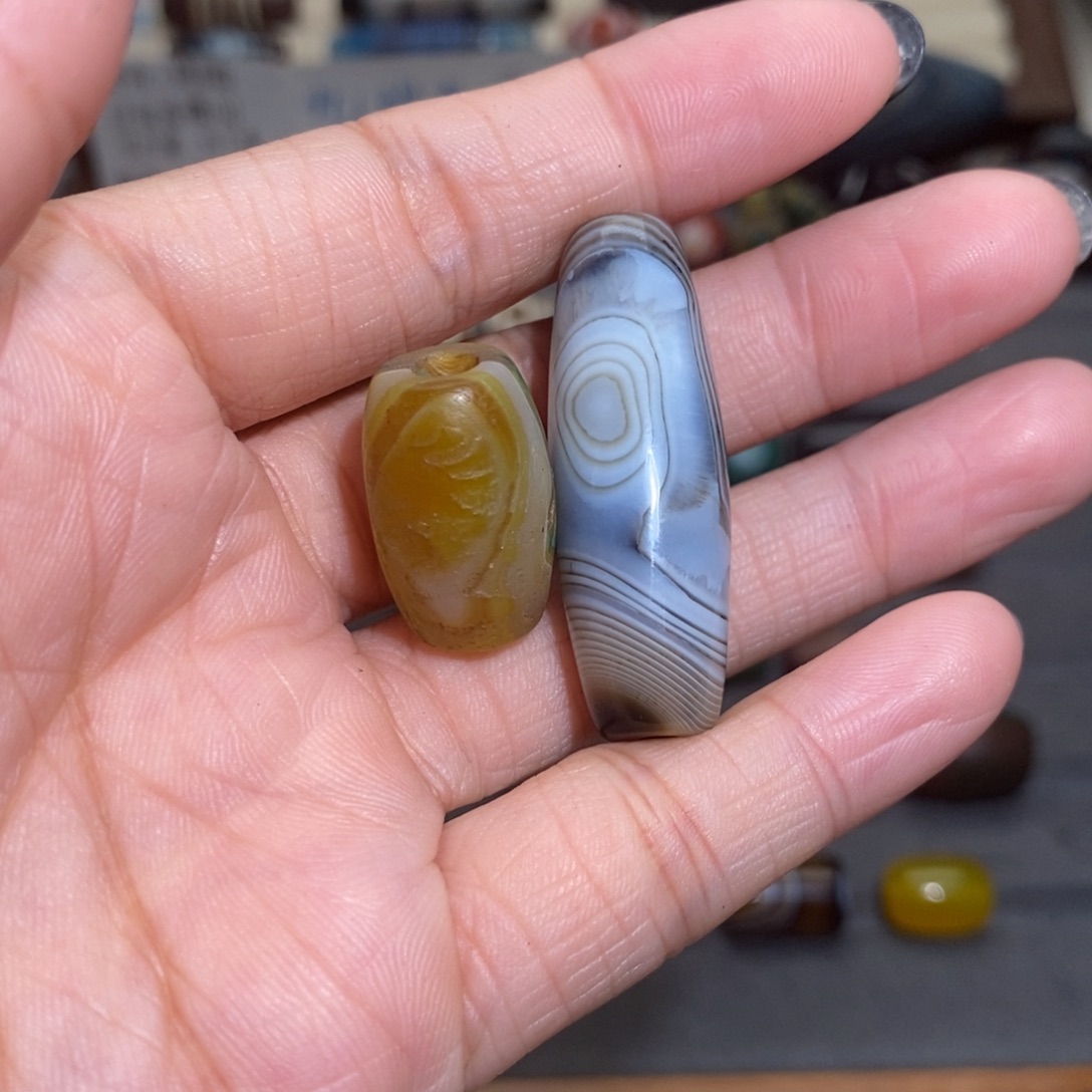 左***叶玛瑙/玉髓合金手链