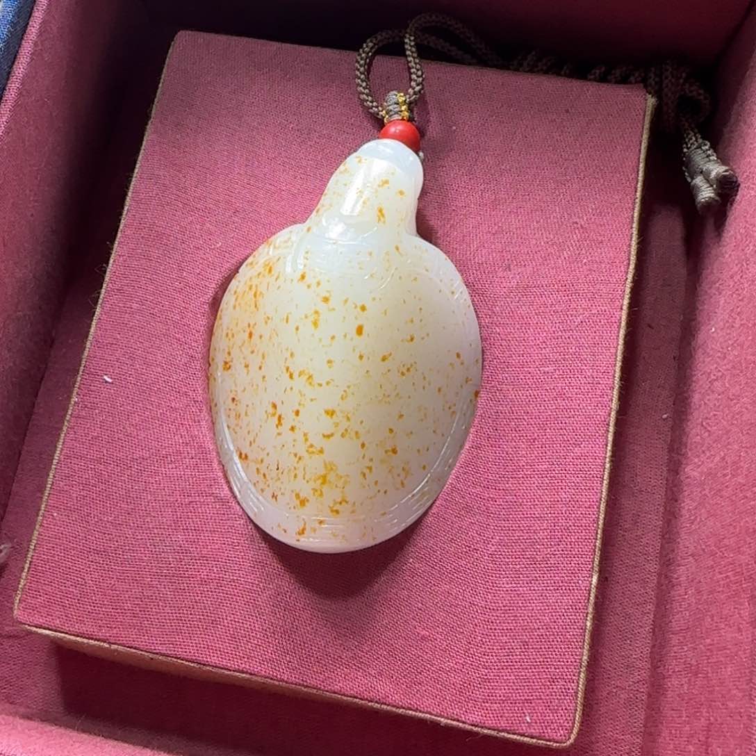 和田玉挂件未镶嵌