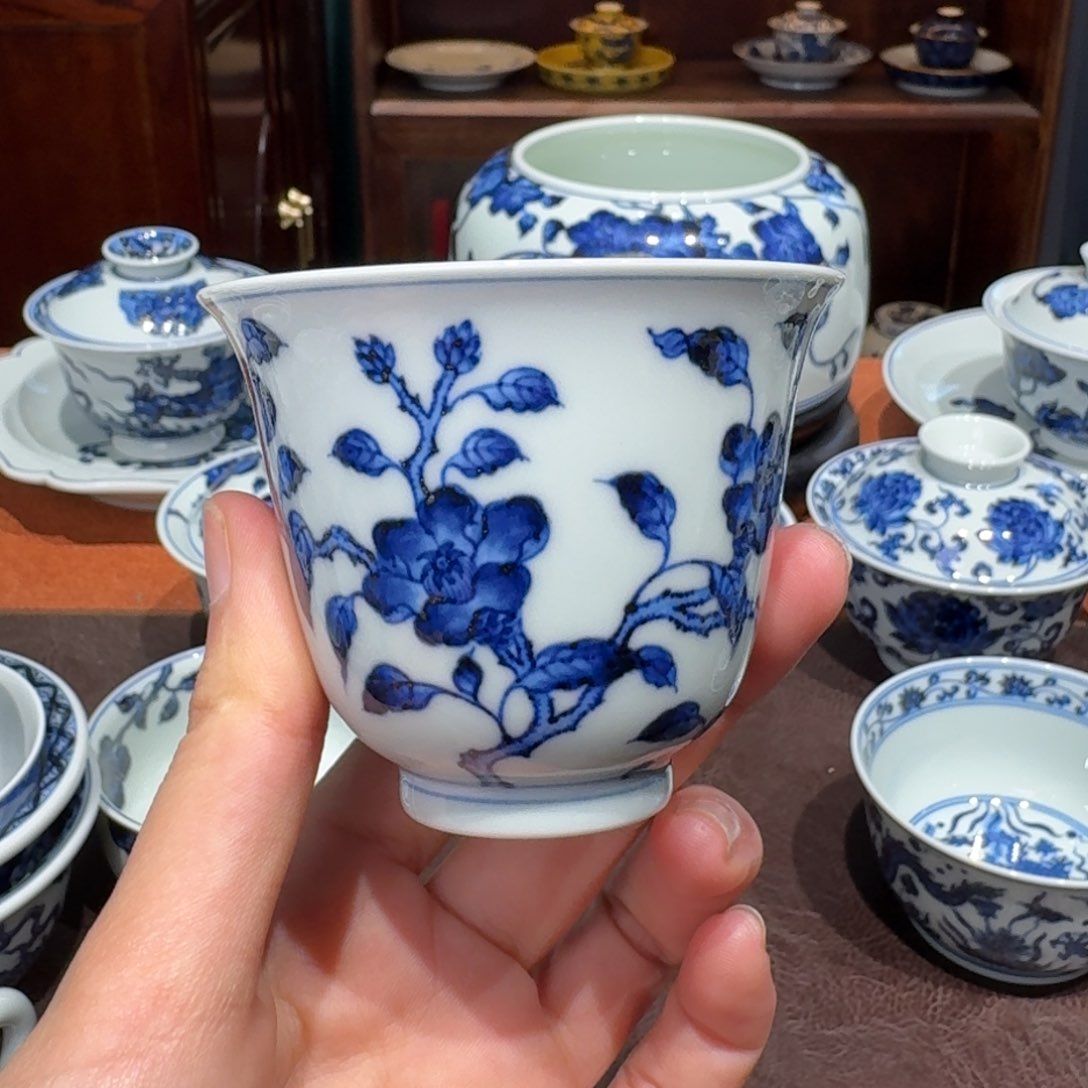青花雯华堂手绘杯杯