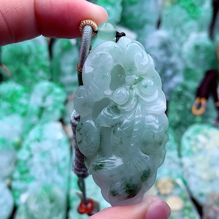 翡翠吊坠(不含链)未镶嵌