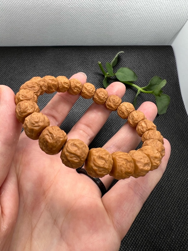 【黑桃臻品】微微瑕龙蛇之变  游龙猴头核桃 原皮原色