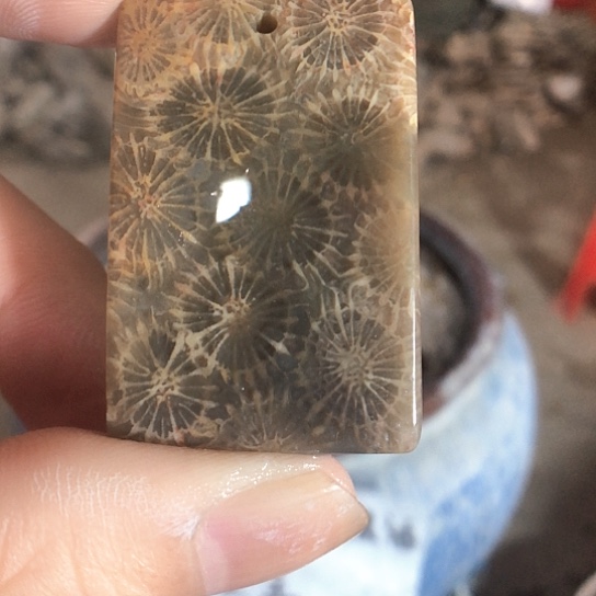 硅化玉吊坠未镶嵌