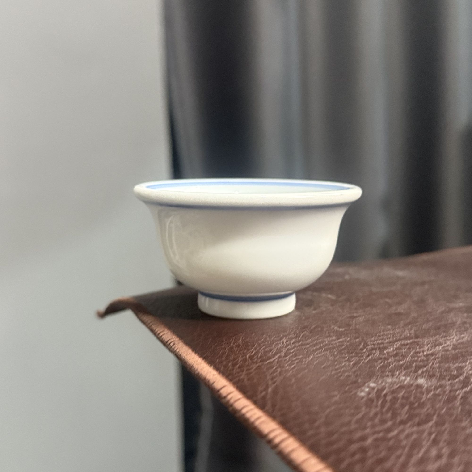 柴窑枯线小压手杯