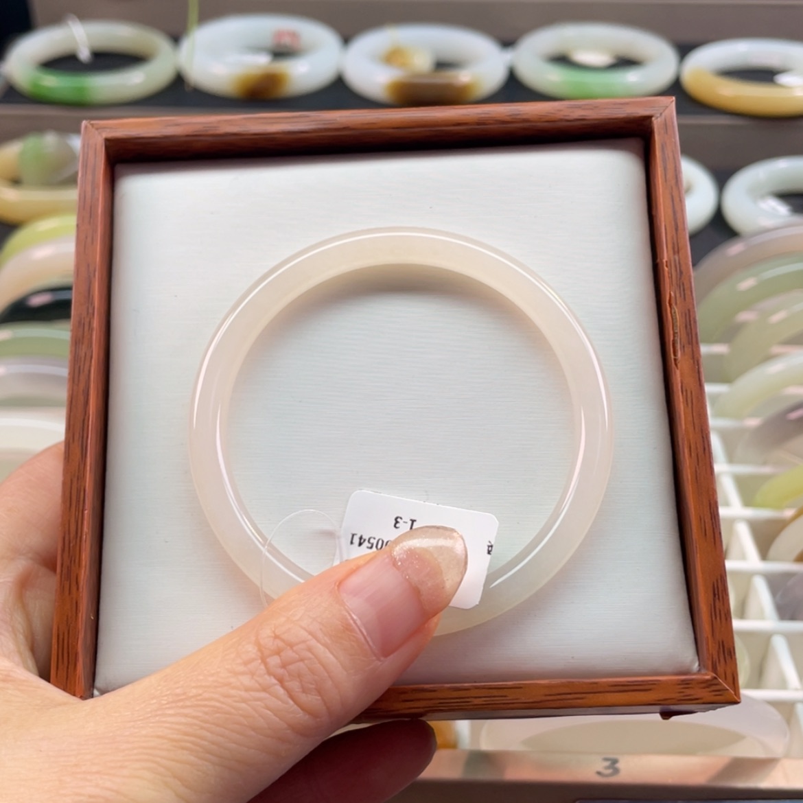 【闪购商品】和田玉手镯未镶嵌