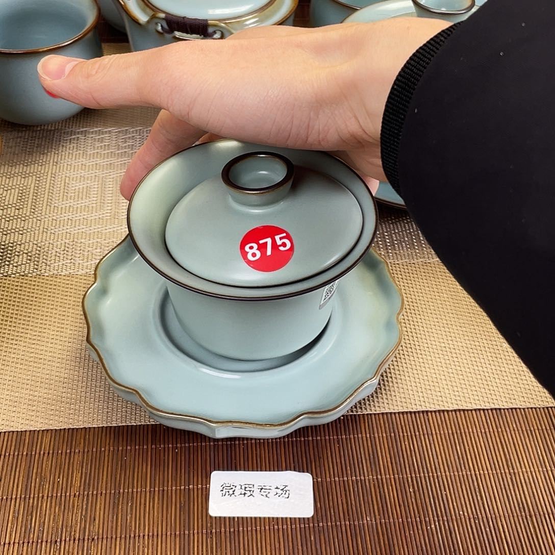 瓷片。。。。。。。。。。。。。。。。。
