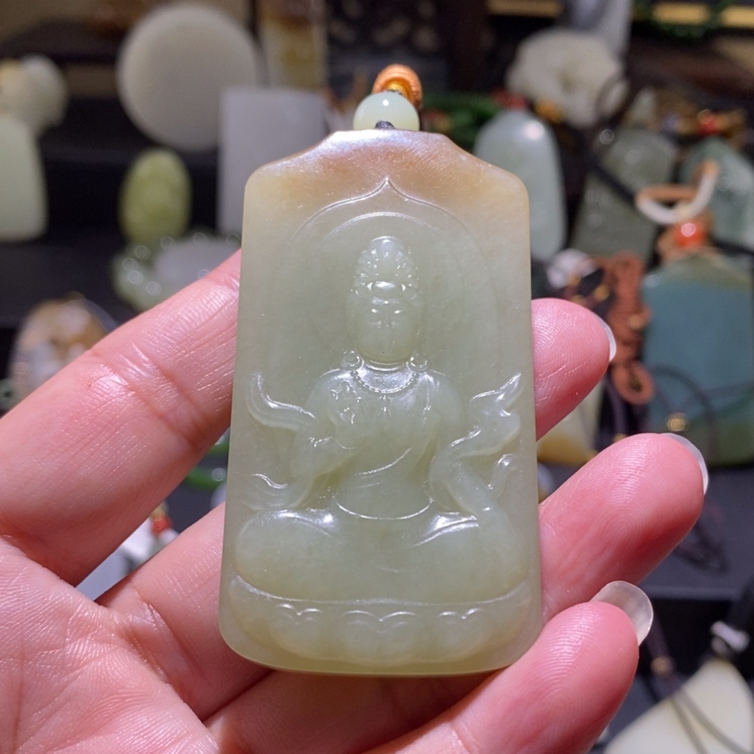 和田玉未镶嵌颈饰观音