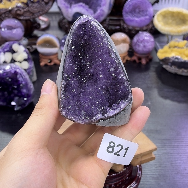 水晶大型摆件（非配饰）未镶嵌