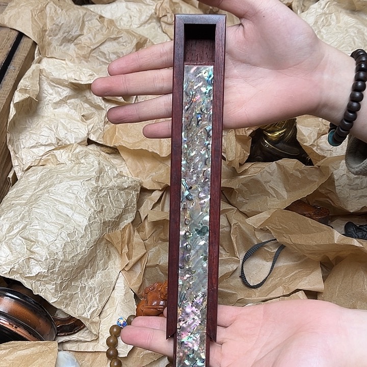 大叶紫檀（黑酸枝木类）