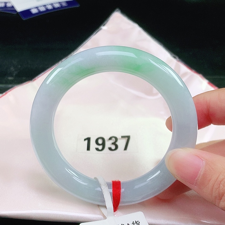 未镶嵌手镯翡翠翡翠手镯