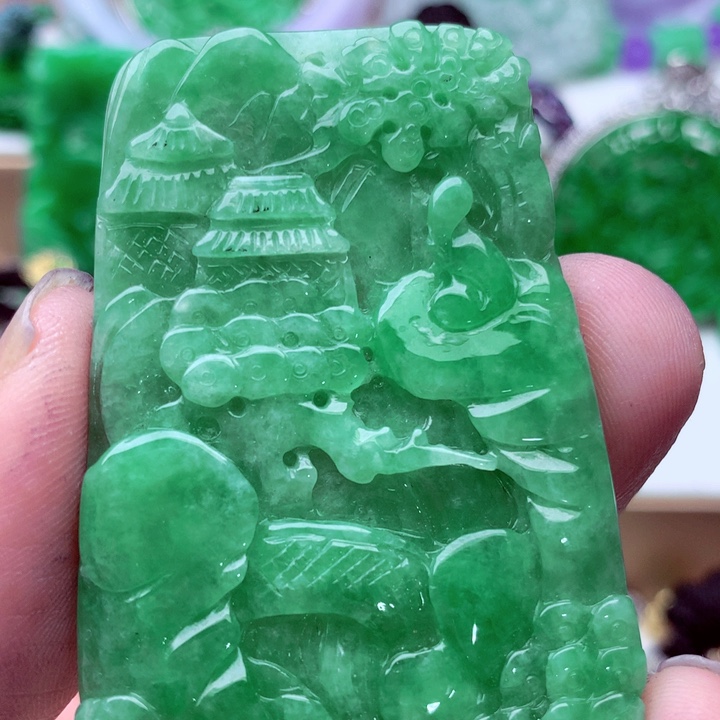 吊坠(不含链)未镶嵌翡翠