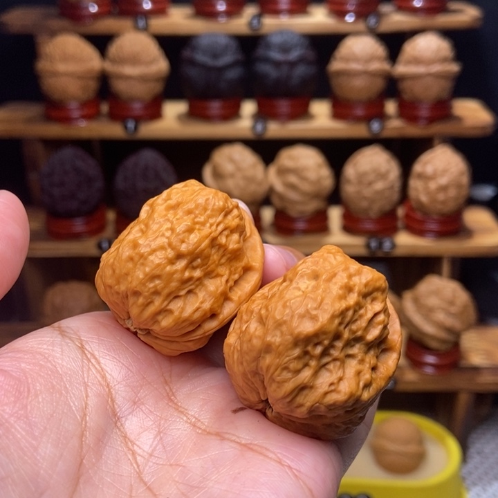 文玩核桃吊坠妖蟾3