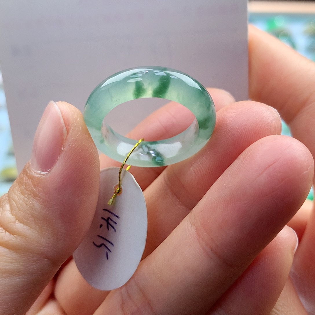 翡翠戒指未镶嵌1415圈