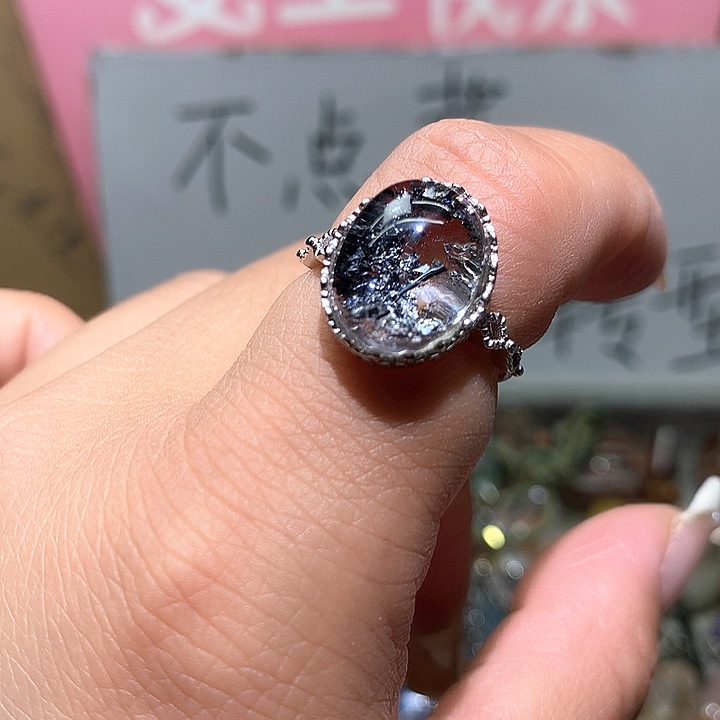 水晶戒指银S925镶嵌水晶辣**忙