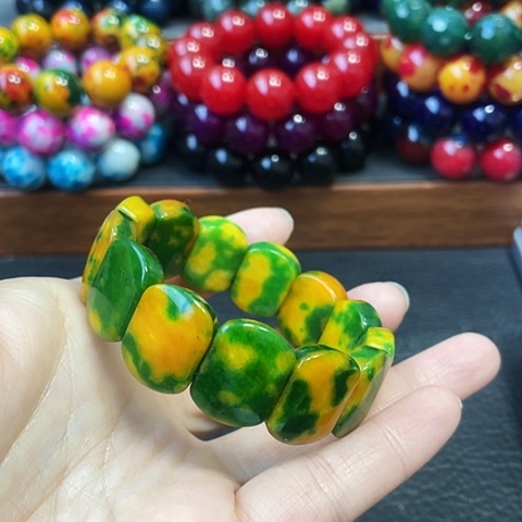 玛瑙未镶嵌手饰龙胆草