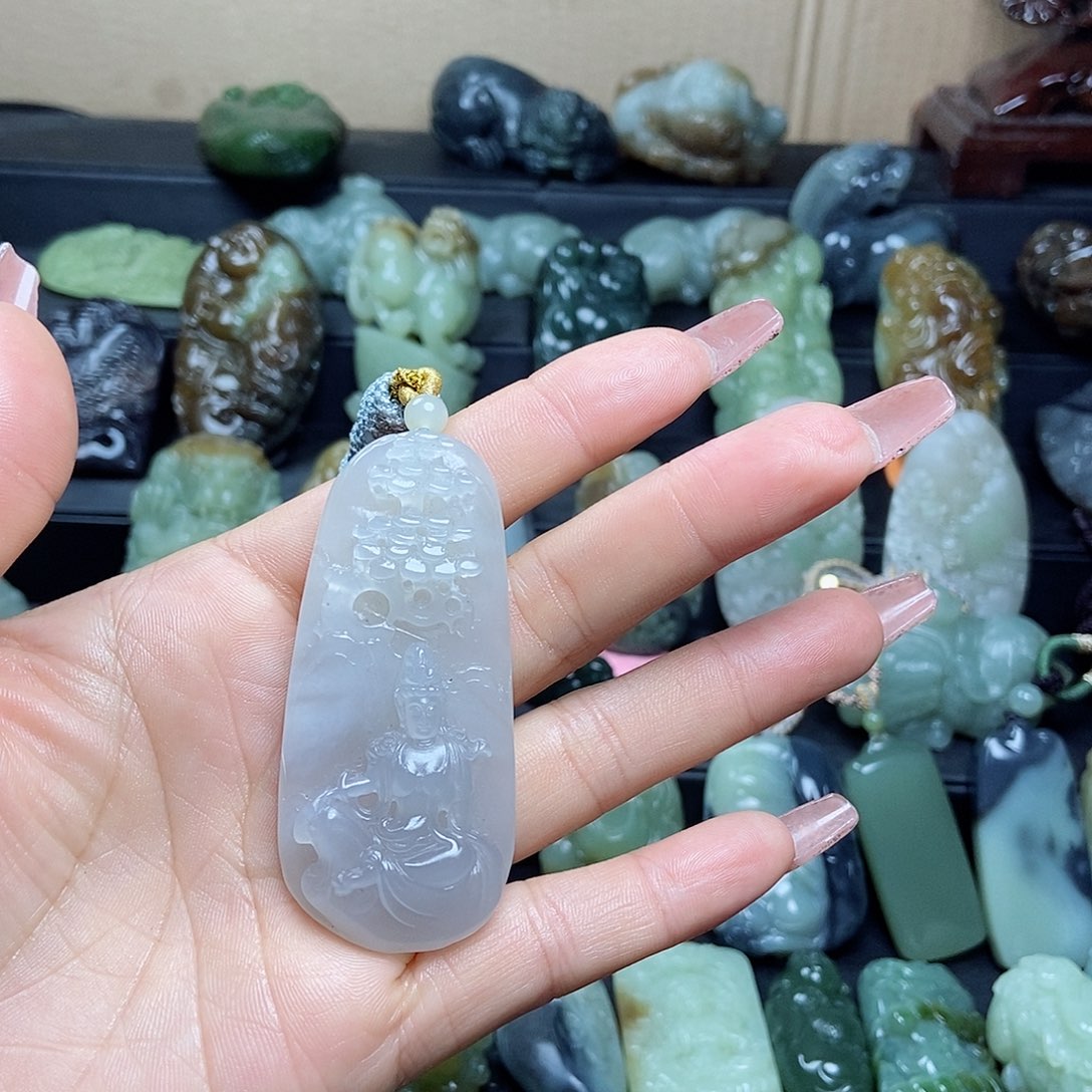 和田玉颈饰未镶嵌