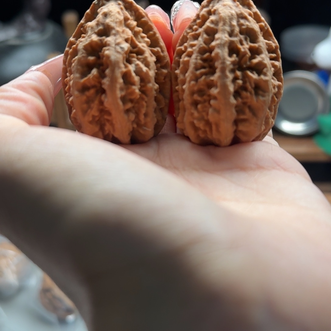 文玩核桃把件关东木子楸百核186花皮