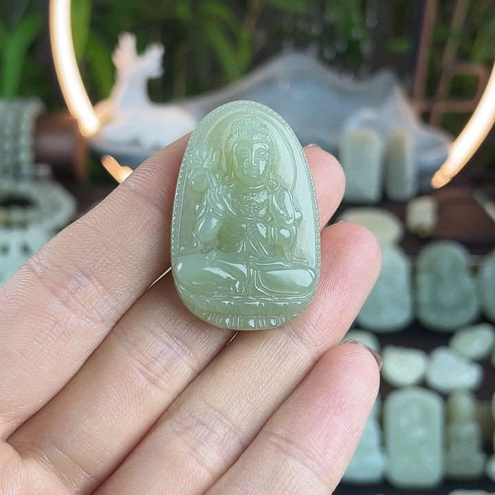 和田玉颈饰未镶嵌