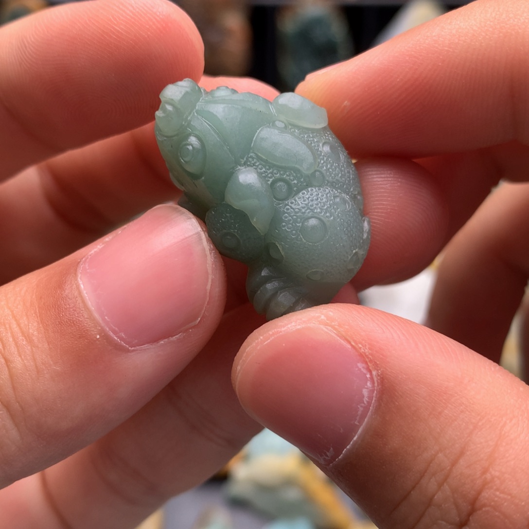 定制翡翠未镶嵌翡翠