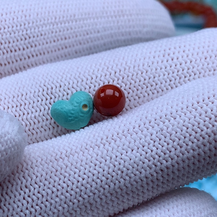 南红玛瑙未镶嵌珠宝奇石