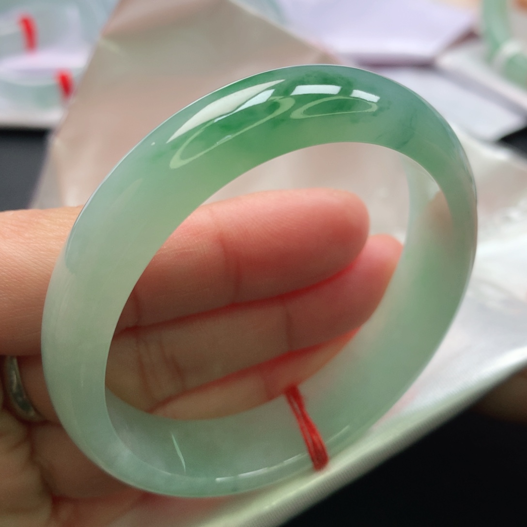 翡翠手镯未镶嵌贵妃53