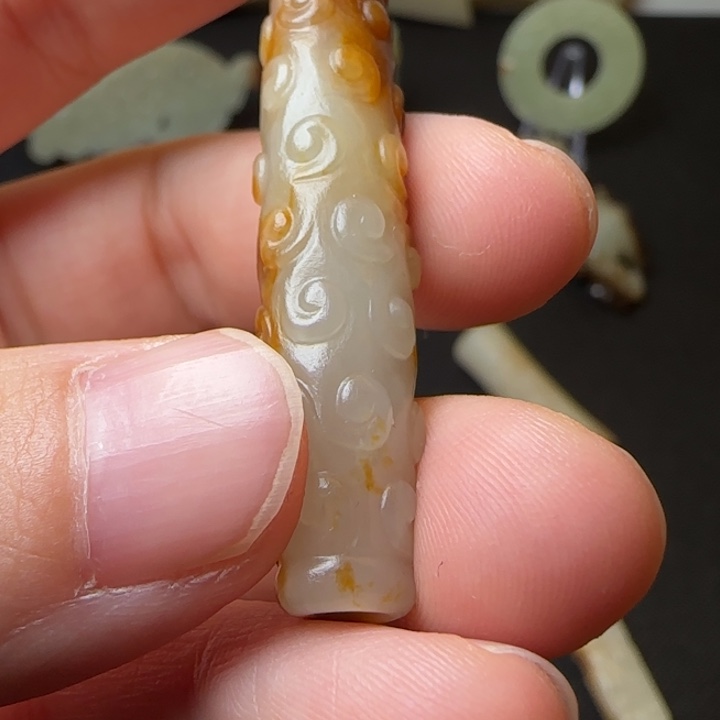 和田玉（糖玉）颈饰未镶嵌小***?