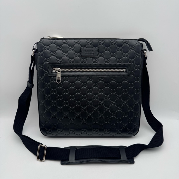 99新 GUCCI/古驰 黑色压花全皮斜挎包/男士2986