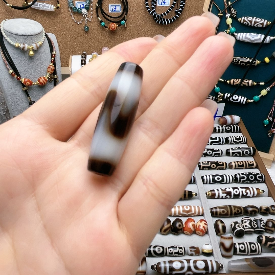 玛瑙/玉髓颈饰合金