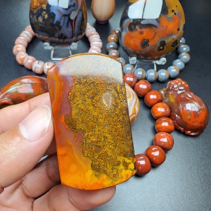 三***木玛瑙/玉髓未镶嵌原矿玛瑙项链牌子