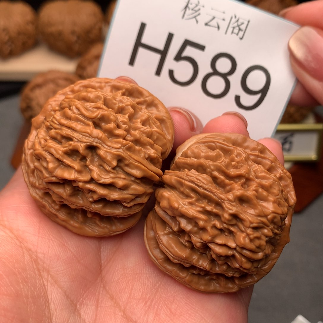 文玩核桃把件42四座楼