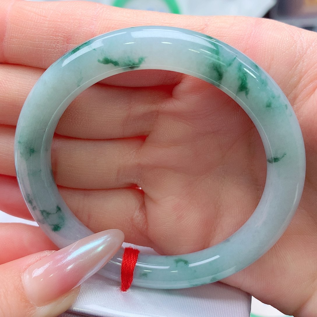 未镶嵌手镯翡翠翡翠