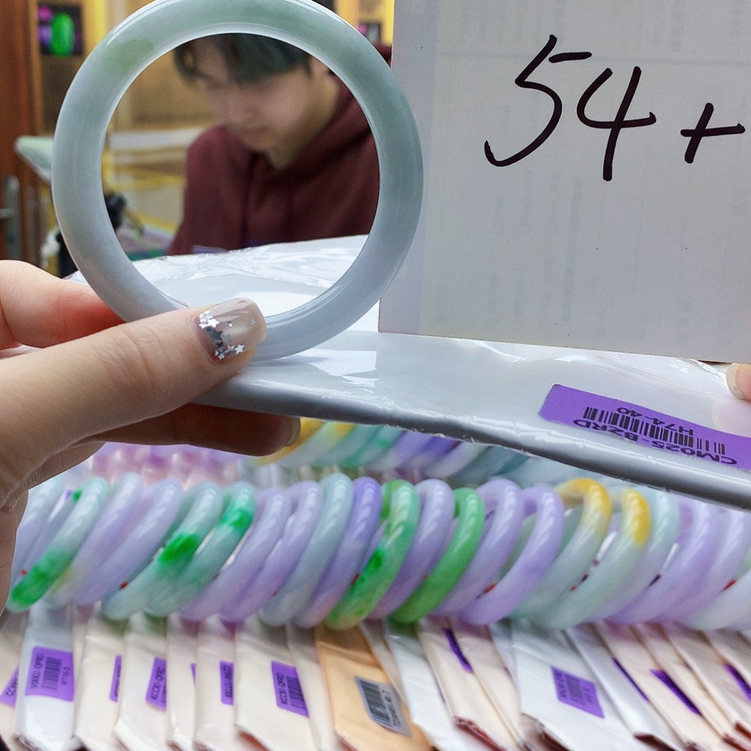 翡翠未镶嵌手镯hhj