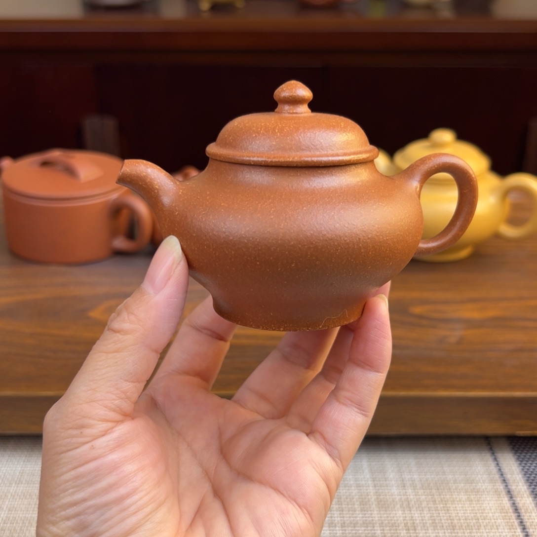 紫砂茶壶黄降坡掇只半手瑕品130cc