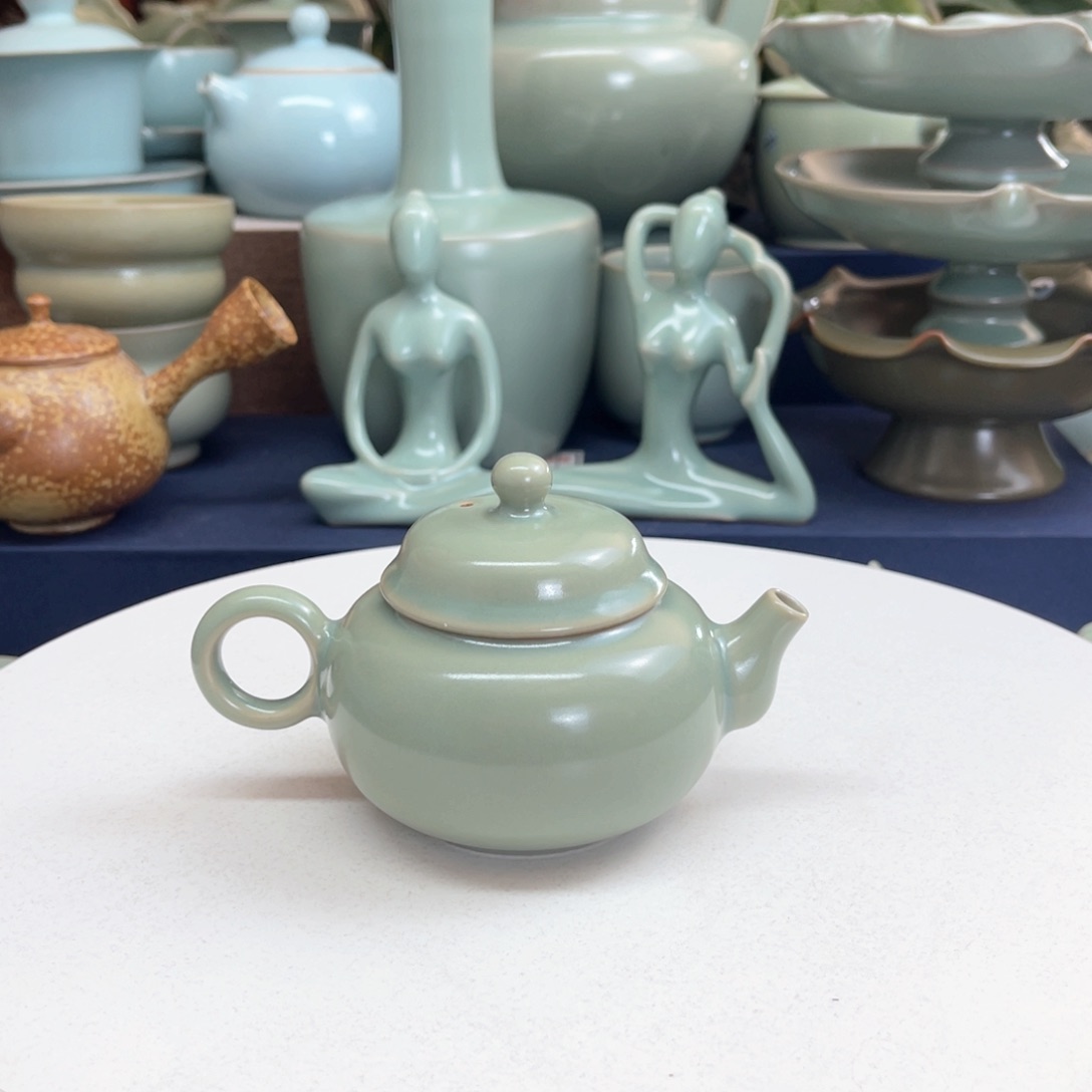 汝州汝瓷微瑕容天壶