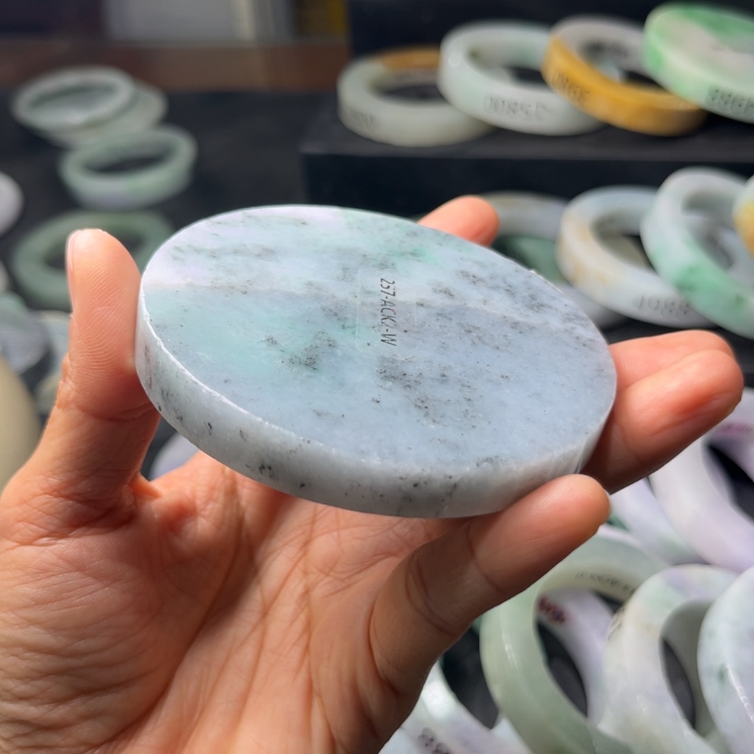 定制翡翠手镯未镶嵌