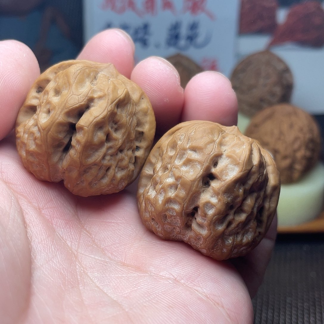 文玩核桃把件青蛙
