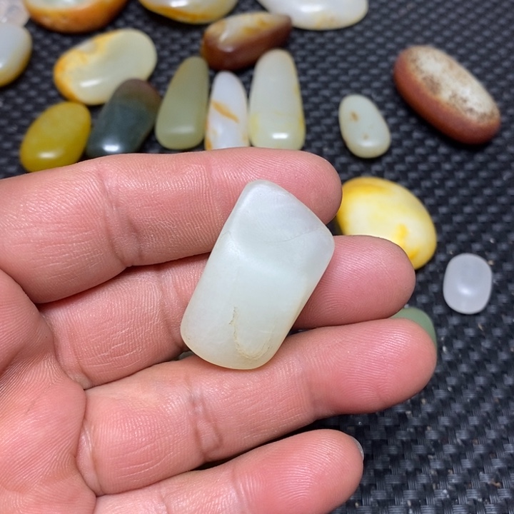 和田玉（白玉）珠宝奇石未镶嵌