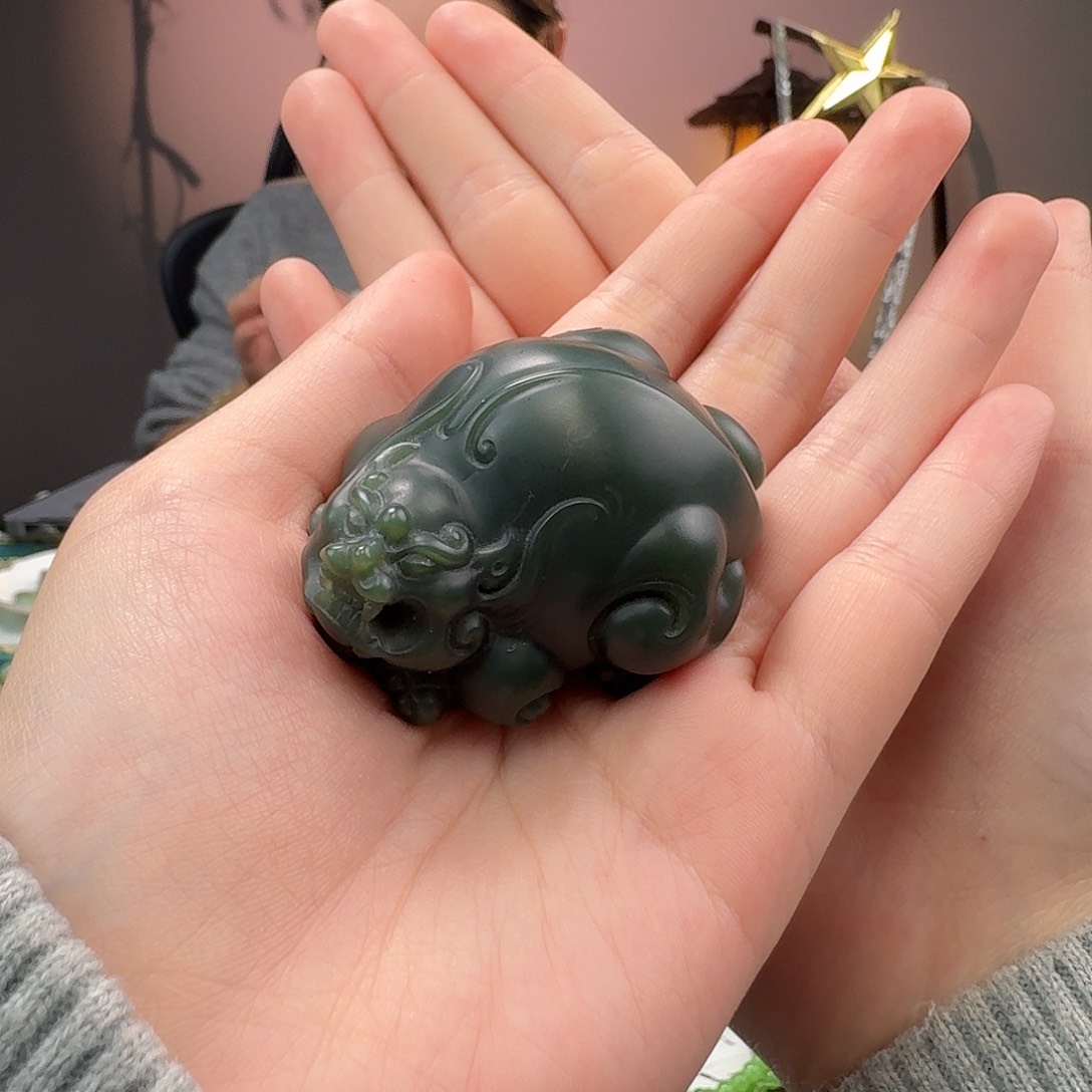 和田玉吊坠未镶嵌